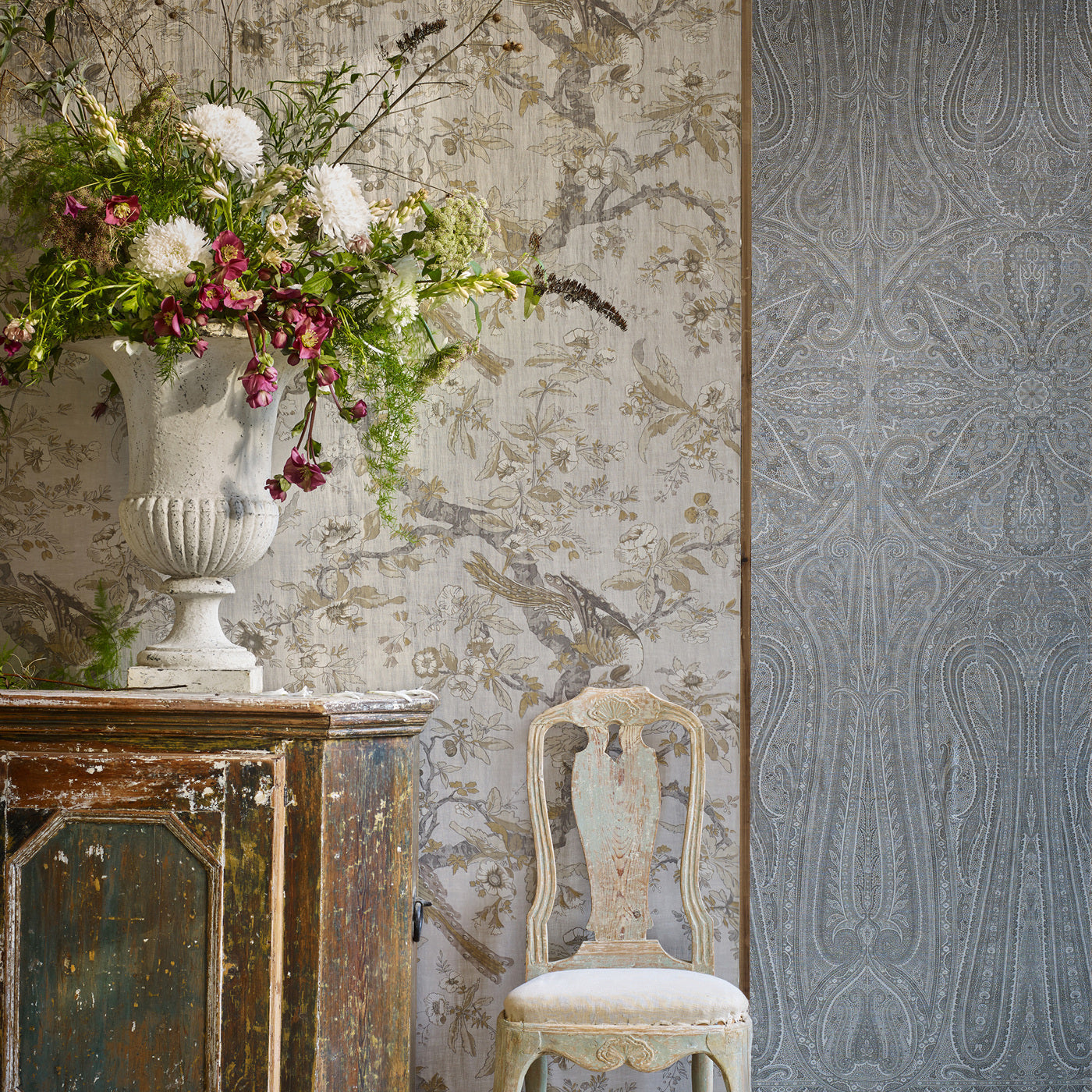 Chintz Lustre Wallpaper - Quartz Grey - ZCOT313013 - Zoffany