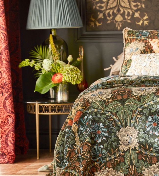 Honeysuckle & Tulip Velvet Fabric - Forest/Chestnut - 236939 - Morris & Co