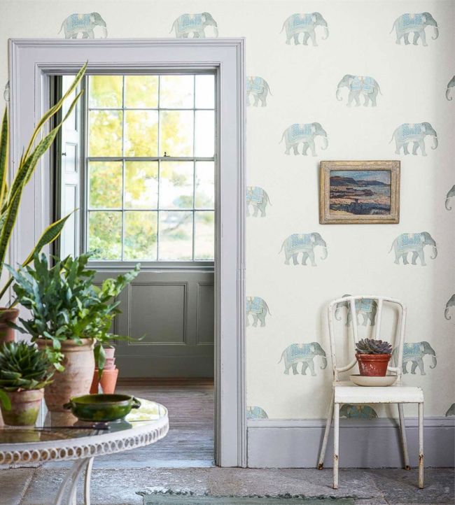 India Wallpaper - Wedgwood/Cream - DART216332 - Sanderson