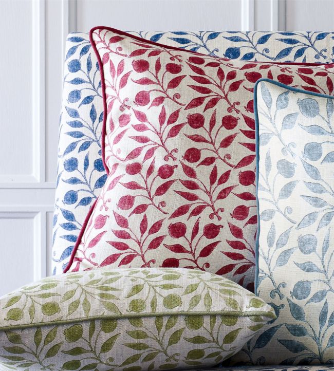 Rosehip Fabric - Rose - 224485 - Morris & Co