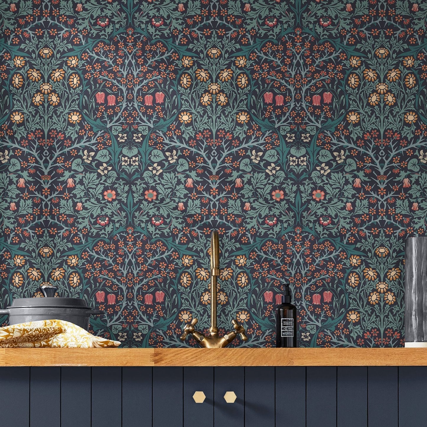 Blackthorn Wallpaper - Navy - 124251 - William Morris AH