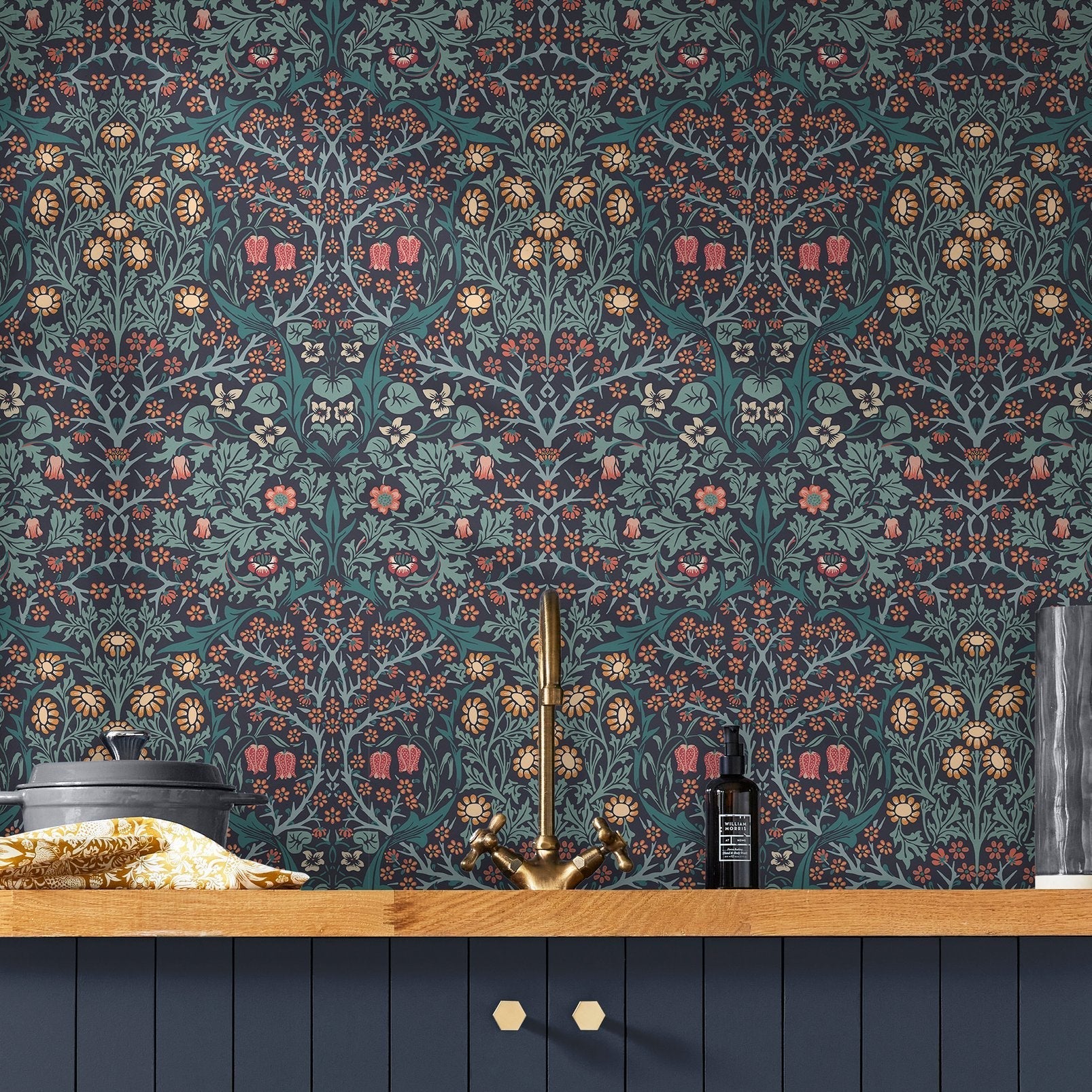Blackthorn Wallpaper - Navy - 124251 - William Morris AH