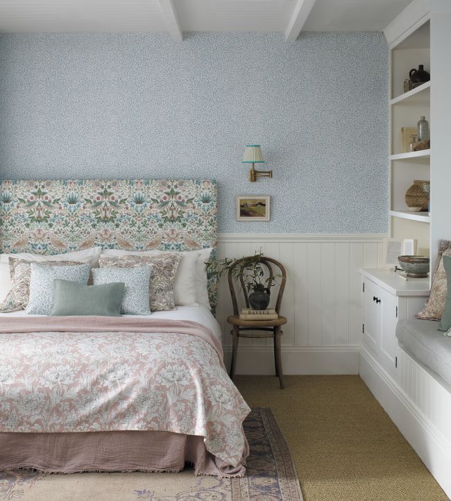 Chrysanthemum Toile Fabric - Cochineal Pink - 226910 - Morris & Co