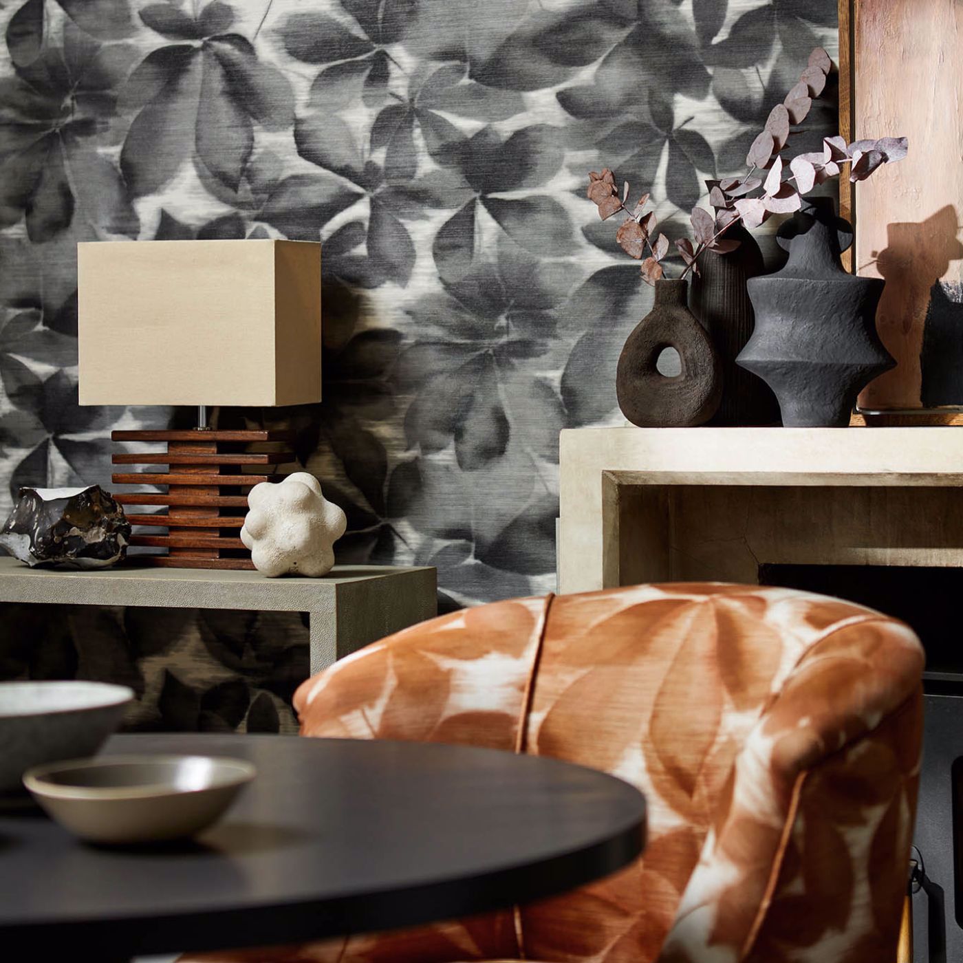 Grounded Wallpaper - Black Earth/Parchment - HC4W113005 - Harlequin