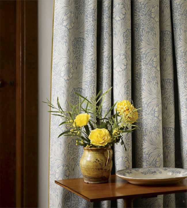 Marigold Fabric - China Blue/Ivory - 220321 - Morris & Co