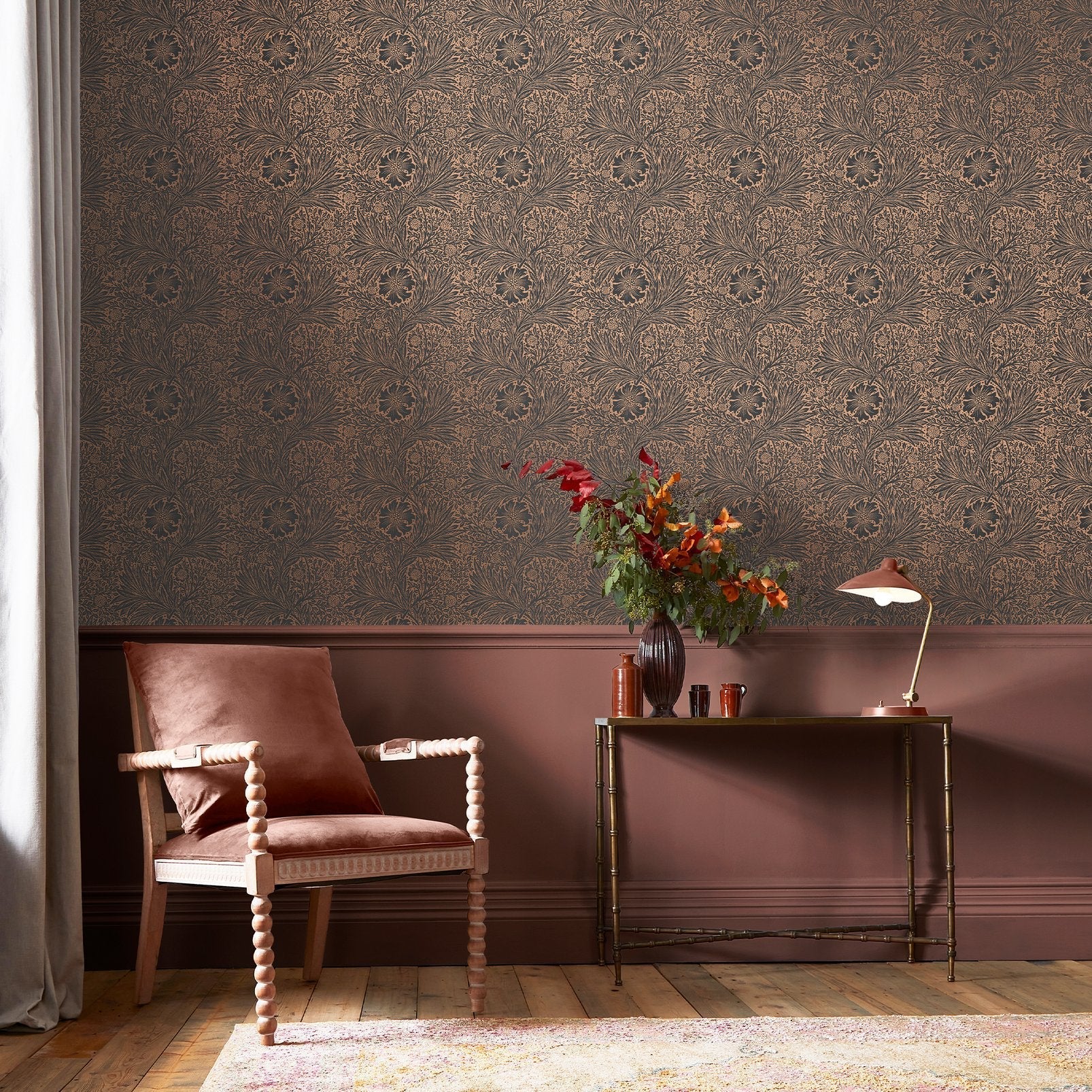 Marigold Fibrous Wallpaper - Charcoal - 124254 - William Morris AH