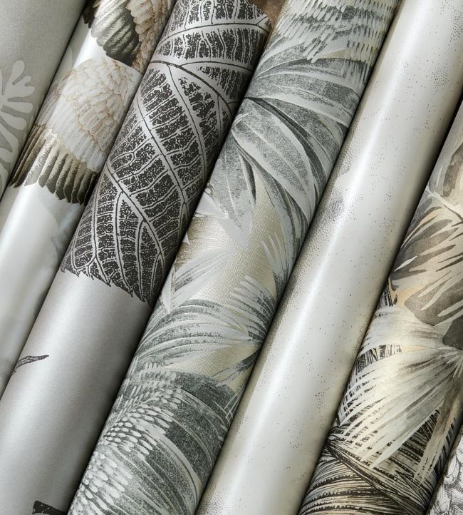 Matupi Wallpaper - Gilver/ Ebony - HTEW112775 - Harlequin