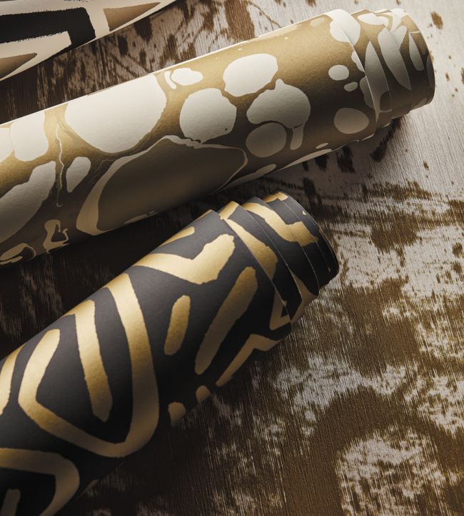 Melodic Wallpaper - Gold/Black Earth - HQN2112829 - Harlequin