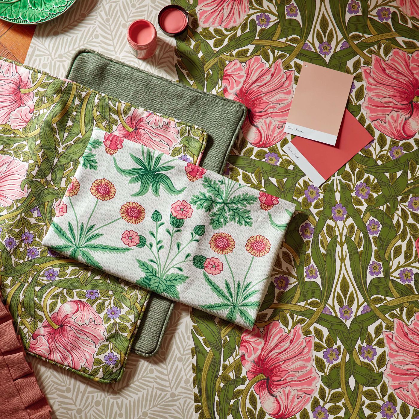 Pimpernel Fabric - Sap Green/Strawberry - 227214 - Morris & Co