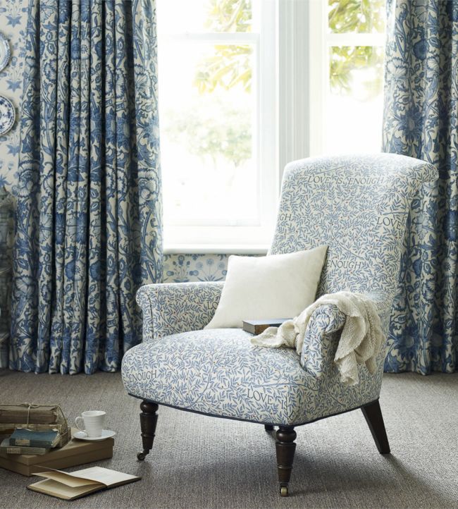 Pink & Rose Fabric - Vellum/Indigo - 222531 - Morris & Co