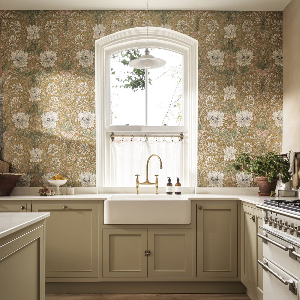 Pure Honeysuckle & Tulip Wallpaper - Gold - 217384 - Morris Wallpaper WD