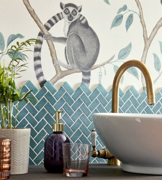 Ringtailed Lemur Wallpaper - Stone/Eucalyptus - DGLW216665 - Sanderson