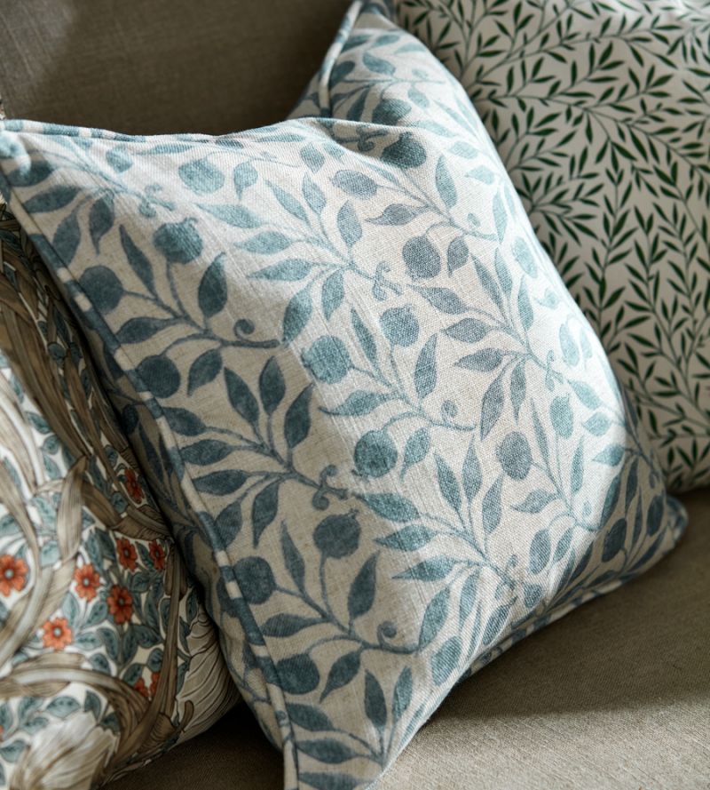 Rosehip Fabric - Forest - 227260 - Morris & Co