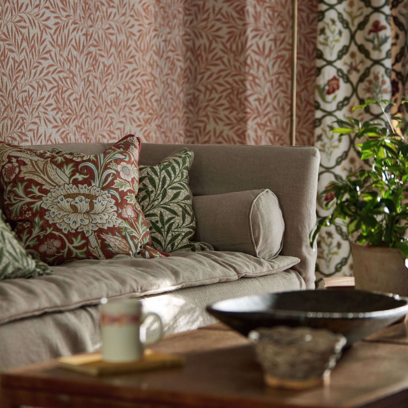 Trent Fabric - Red House - 227025 - Morris & Co