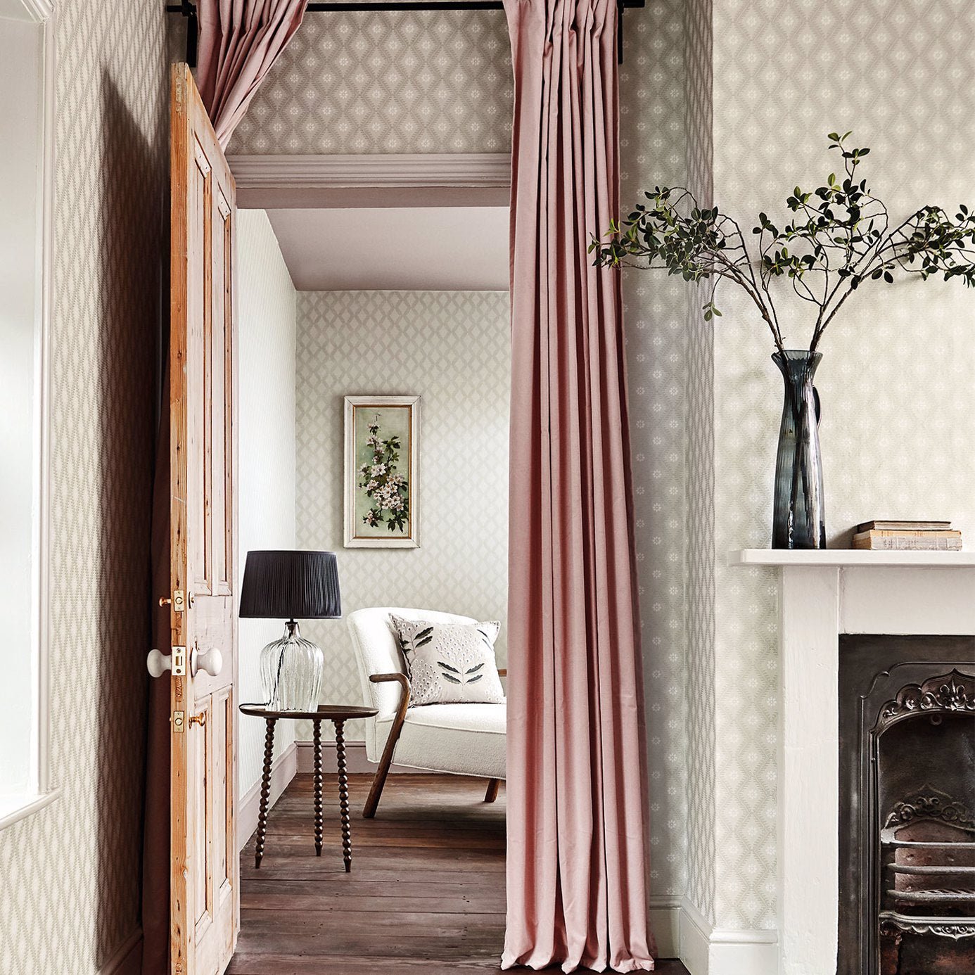 Witney Daisy Wallpaper - Lagoon - Sanderson - DLMW216873